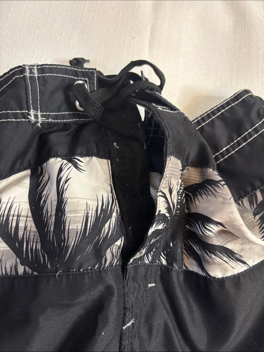 Joe Boxer Black and Gray Palm-Stripe Swim Shorts -397sku